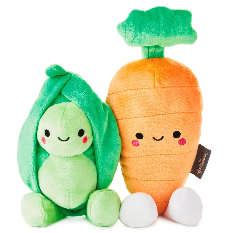 Hallmark Better Together Peas And Carrot Magnetic Plush, 4.5"
